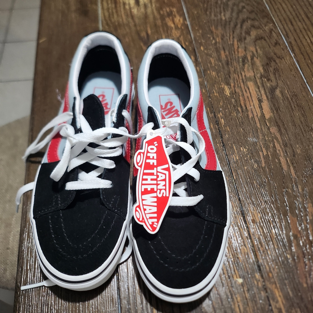 Vans Women's Black and White Sneakers